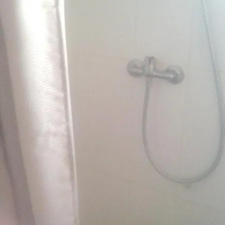 Studio In De Buch With Terrace And Wifi 10 Km From The Beach *